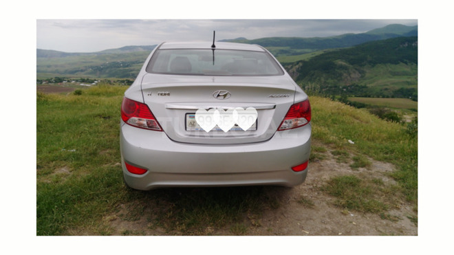 Hyundai Accent 2013, 71,300 km - 1.6 л - Bakı