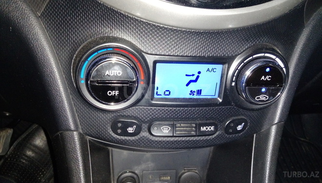 Hyundai Accent 2013, 71,300 km - 1.6 л - Bakı