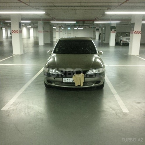 Opel Vectra 1996, 299,000 km - 1.8 l - Bakı