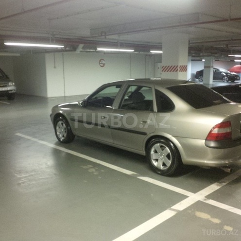 Opel Vectra 1996, 299,000 km - 1.8 l - Bakı