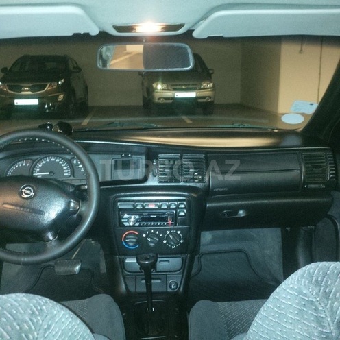 Opel Vectra 1996, 299,000 km - 1.8 l - Bakı