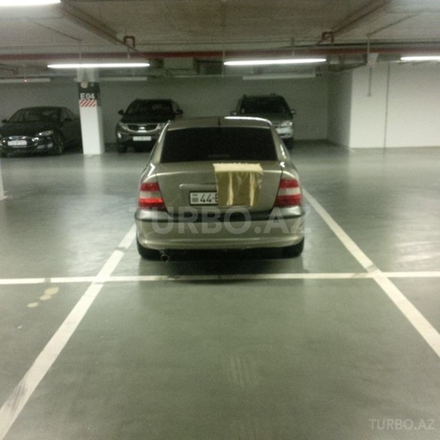 Opel Vectra 1996, 299,000 km - 1.8 l - Bakı