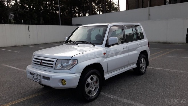 Mitsubishi Pajero io 2001, 225,000 km - 1.8 l - Sumqayıt