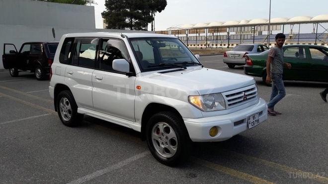 Mitsubishi Pajero io 2001, 225,000 km - 1.8 l - Sumqayıt