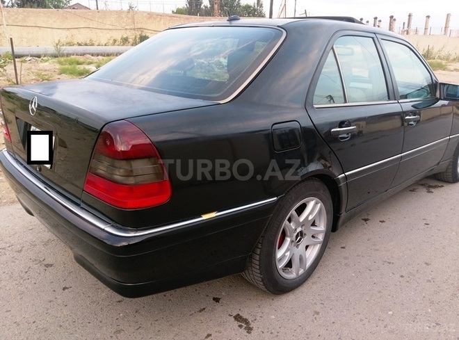Mercedes C 230 2000, 218,107 km - 2.3 l - Bakı