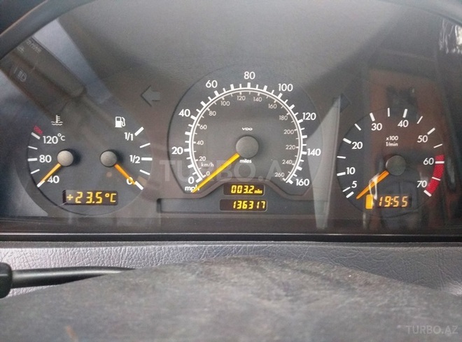 Mercedes C 230 2000, 218,107 km - 2.3 l - Bakı