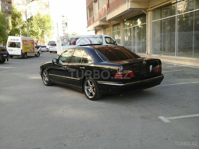 Mercedes E 320 2000, 230,000 km - 3.2 l - Bakı