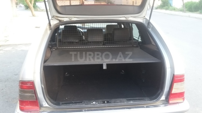 Mercedes C 200 1998, 230,000 km - 2.0 l - Qazax