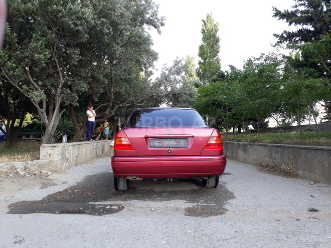 Mercedes C 180 1993, 148,000 km - 1.8 l - Bakı