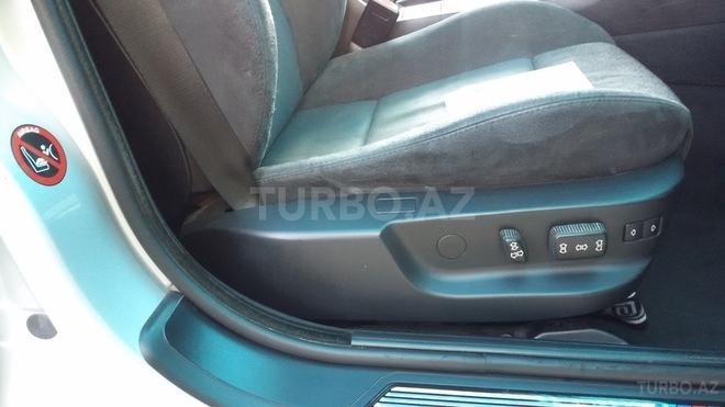BMW 523 1999, 216,000 km - 2.5 l - Bakı