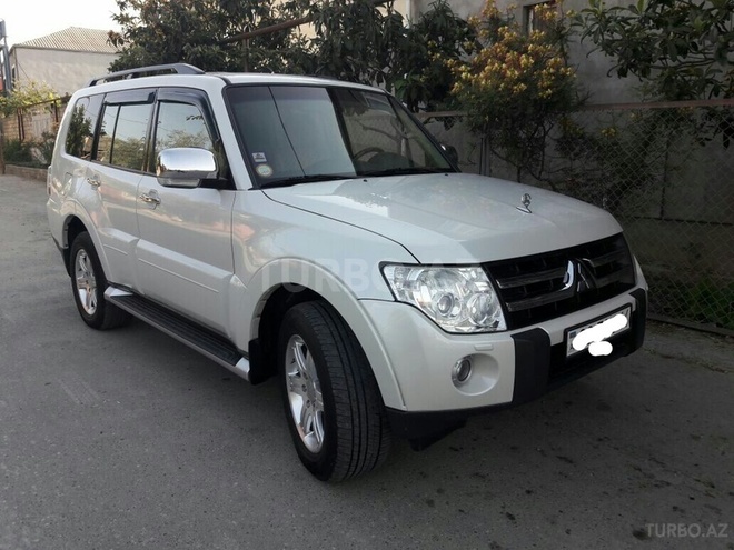 Mitsubishi Pajero 2008, 134,000 km - 3.0 l - Bakı