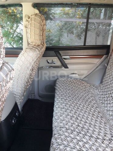 Mitsubishi Pajero 2008, 134,000 km - 3.0 l - Bakı