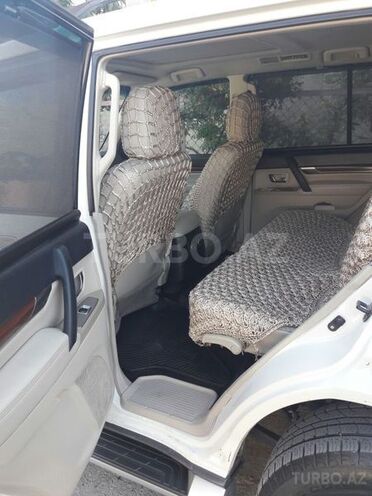 Mitsubishi Pajero 2008, 134,000 km - 3.0 l - Bakı