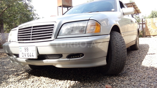 Mercedes C 230 2000, 136,000 km - 2.3 л - Masallı