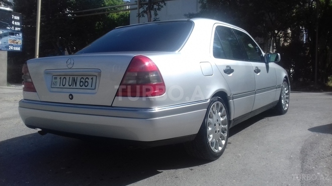 Mercedes C 180 1994, 270,000 km - 1.8 l - Bakı
