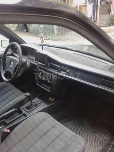 Mercedes 190 1992, 330,000 km - 1.8 l - Bakı