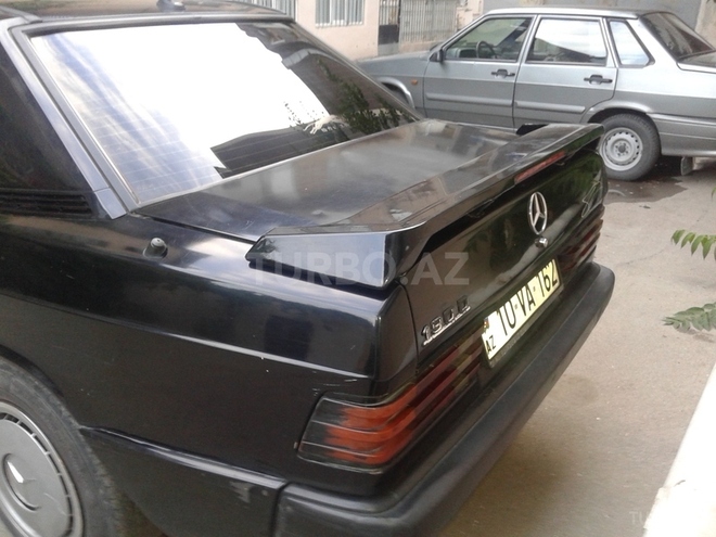 Mercedes 190 1992, 330,000 km - 1.8 l - Bakı