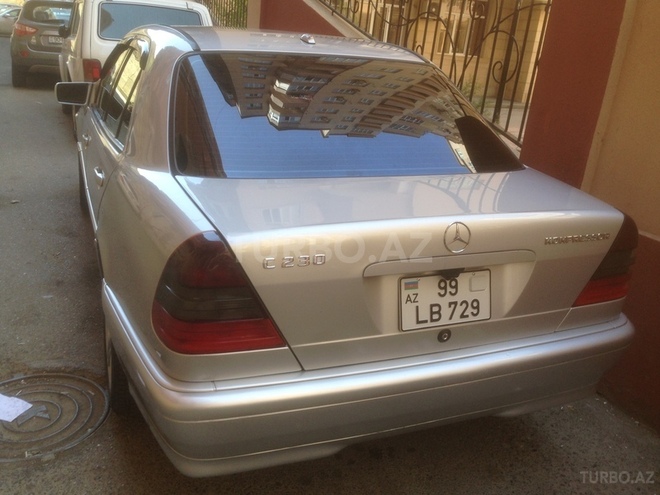 Mercedes C 230 1999, 275,000 km - 2.3 л - Bakı