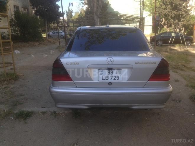 Mercedes C 230 1999, 275,000 km - 2.3 л - Bakı