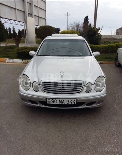 Mercedes E 240 2002, 217,513 km - 2.4 l - Bakı