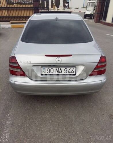 Mercedes E 240 2002, 217,513 km - 2.4 l - Bakı