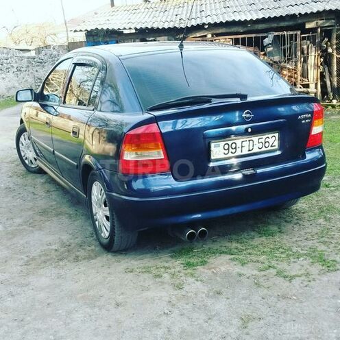 Opel Vectra 1996, 185,000 km - 1.6 л - Zaqatala