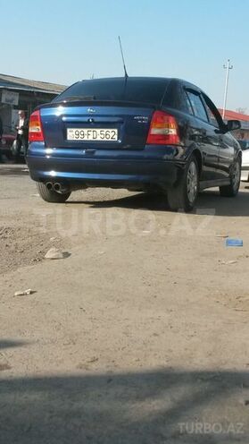 Opel Vectra 1996, 185,000 km - 1.6 л - Zaqatala