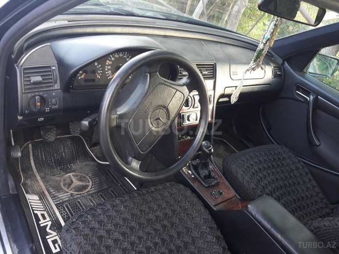 Mercedes C 180 1997, 100,000 km - 1.8 l - Gəncə