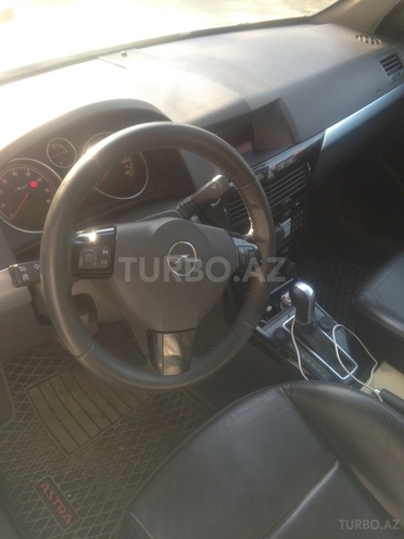 Opel Astra 2008, 189,000 km - 1.8 l - Bakı