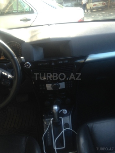 Opel Astra 2008, 189,000 km - 1.8 l - Bakı