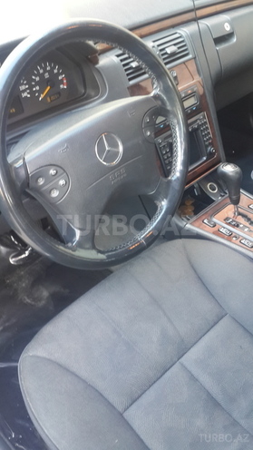 Mercedes E 240 2000, 185,000 km - 2.4 л - Gəncə