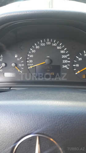 Mercedes E 240 2000, 185,000 km - 2.4 л - Gəncə