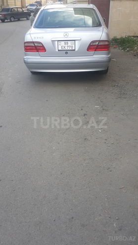 Mercedes E 240 2000, 185,000 km - 2.4 л - Gəncə