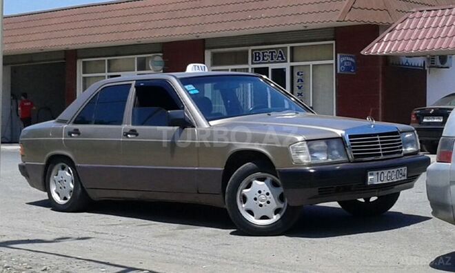 Mercedes A 190 1992, 200,000 km - 0.5 л - Lənkəran