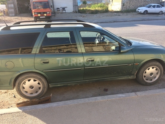 Opel Vectra 1999, 360,000 km - 1.6 l - Bakı