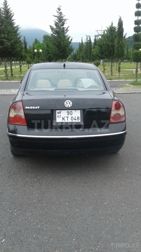 Volkswagen Passat 2001, 280,000 km - 1.8 л - Balakən
