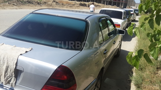 Mercedes C 240 1999, 114,000 km - 2.4 l - Bakı