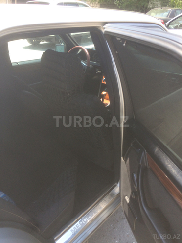 Mercedes E 200 1993, 3,256,445 km - 2.0 l - Bakı