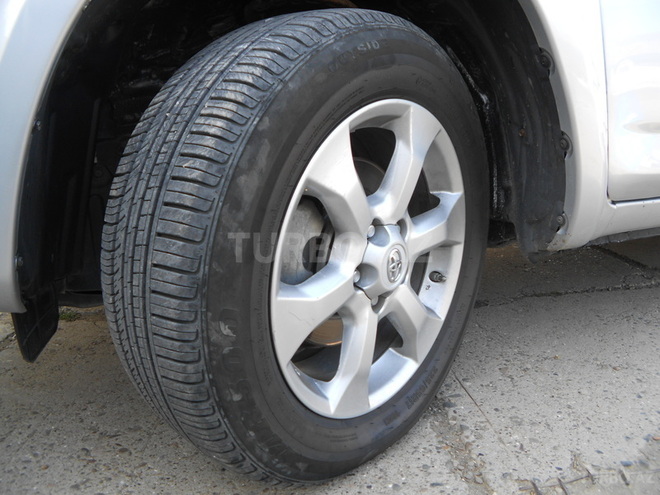 Toyota RAV4 2009, 104,000 km - 3.5 l - Masallı