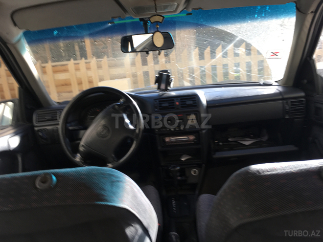 Opel Vectra 1994, 200,000 km - 0.2 l - Bakı
