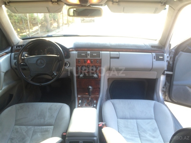 Mercedes E 220 1998, 407,000 km - 2.2 l - Bakı