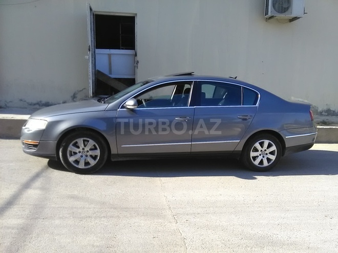 Volkswagen Passat 2005, 241,000 km - 2.0 l - Bakı
