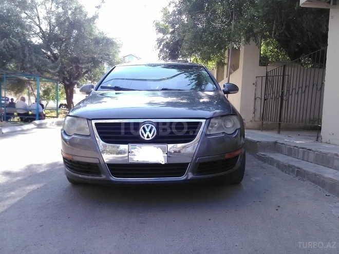 Volkswagen Passat 2005, 241,000 km - 2.0 l - Bakı