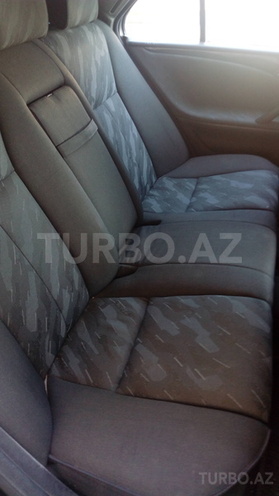 Mercedes E 220 1999, 300,000 km - 2.2 l - Bakı