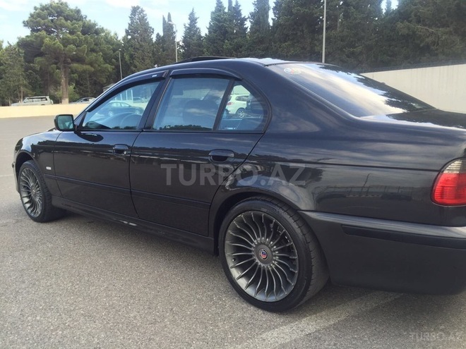 BMW 535 1997, 288,000 km - 3.5 l - Sumqayıt