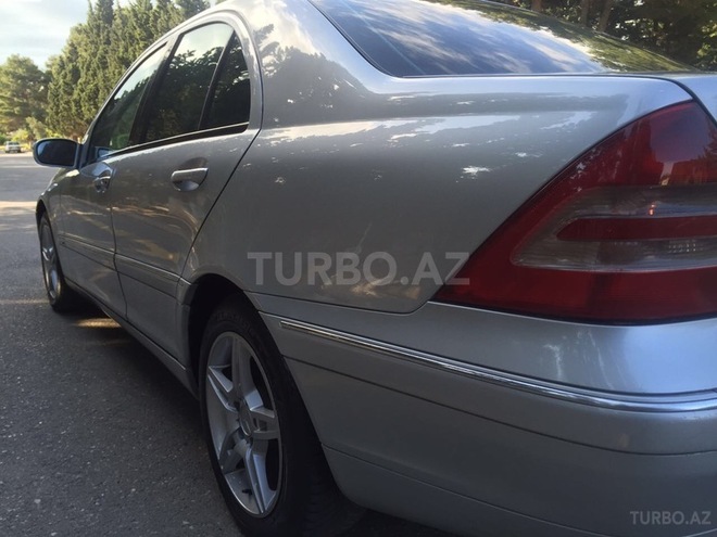 Mercedes C 200 2001, 268,000 km - 2.0 л - Sumqayıt