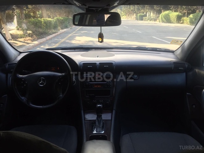 Mercedes C 200 2001, 268,000 km - 2.0 л - Sumqayıt