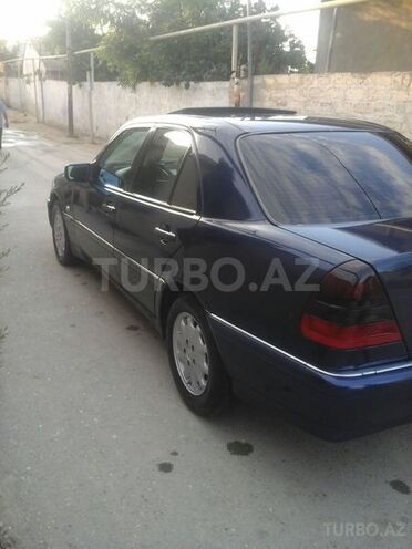 Mercedes C 200 1999, 299,500 km - 2.2 l - Bakı