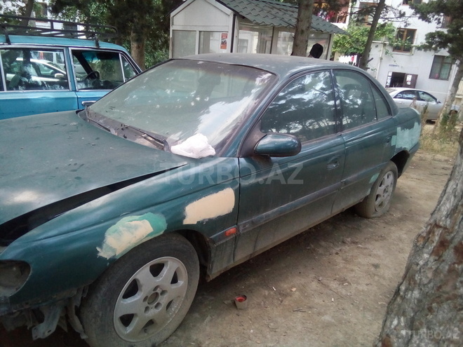 Opel Omega 1994, 123,321 km - 2.0 l - Bakı
