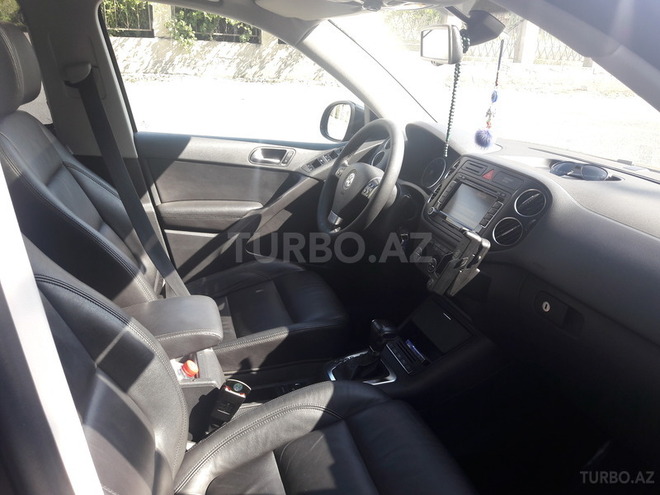 Volkswagen Tiguan 2009, 160,000 km - 2.0 l - Bakı